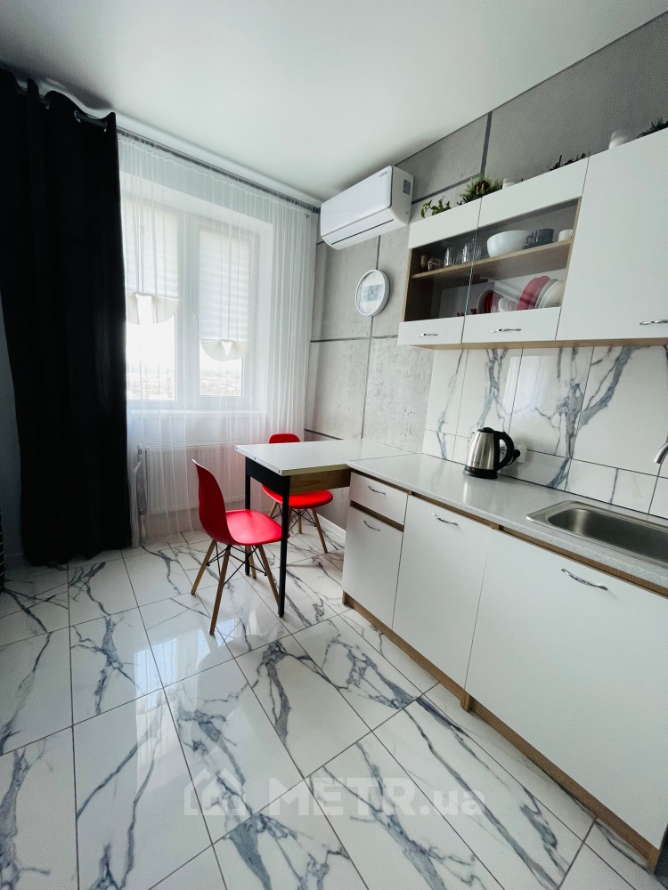 Фото квартиры, г. Одесса, ул. Штилевая 1 (17974-6)