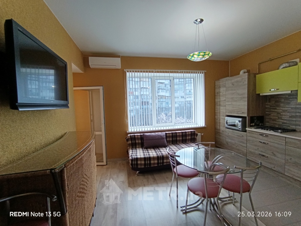 Фото квартиры, г. Черноморск, ул. Парковая 22А (3977-8)