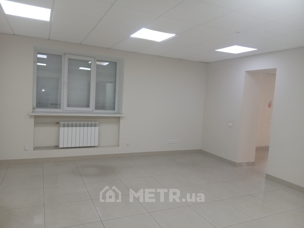 Фото коммерческой недвижимости, г. Одесса, ул. Краснова 8 (22574-7)