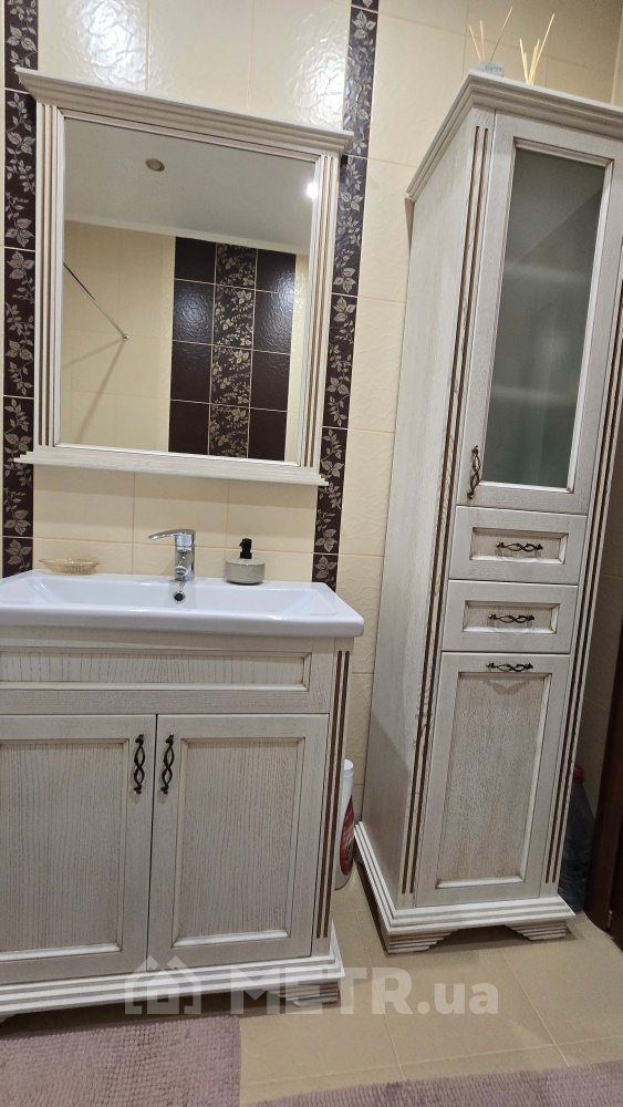 Фото квартиры, г. Одесса, ул. Среднефонтанская 4 (22597-17)