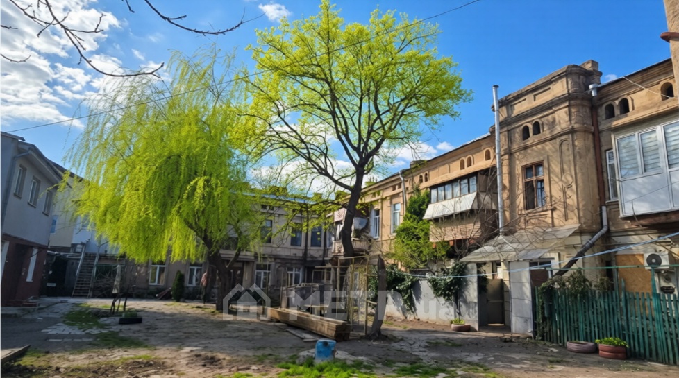 Фото квартиры, г. Одесса, ул. Среднефонтанская 4 (22597-28)