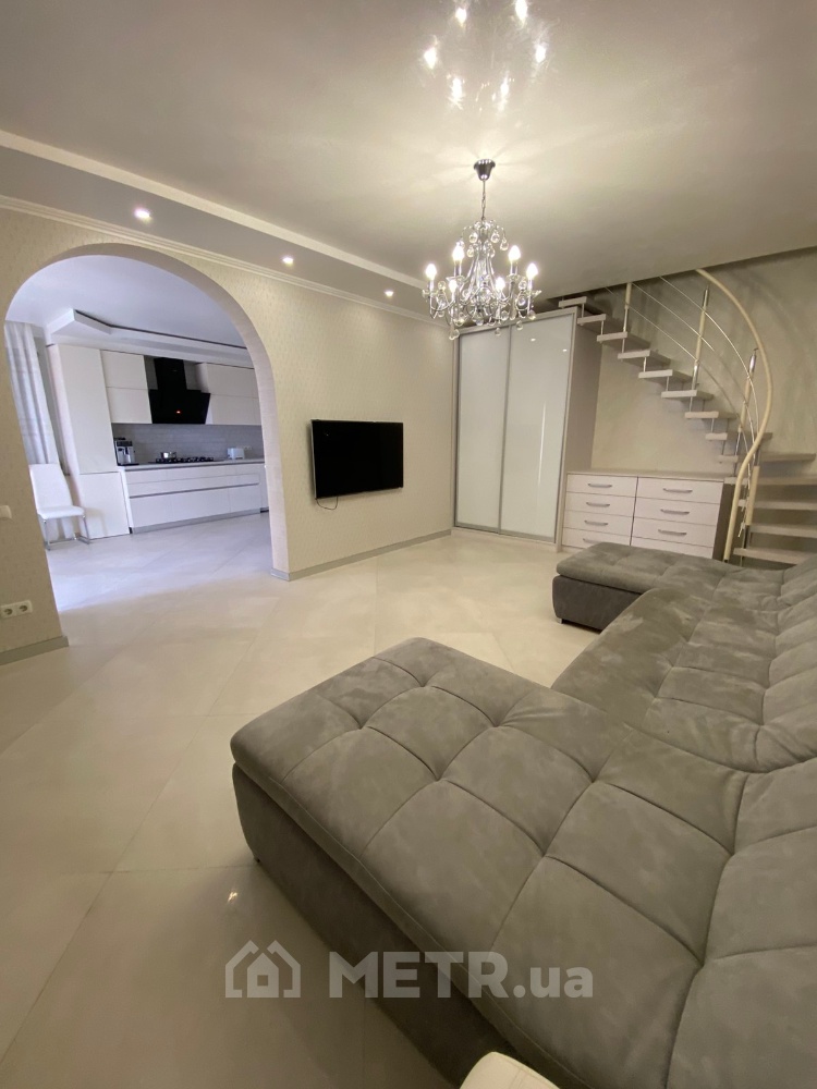 Фото дома, г. Одесса, ул. Василия Симоненко (22610-5)