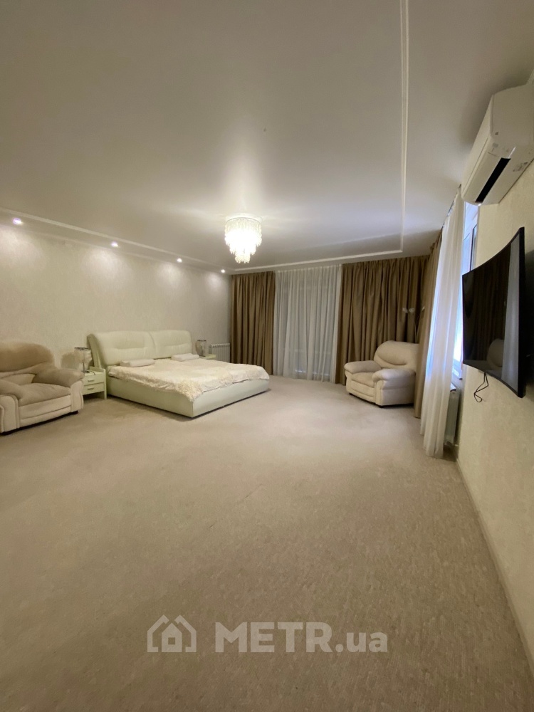 Фото дома, г. Одесса, ул. Василия Симоненко (22610-7)