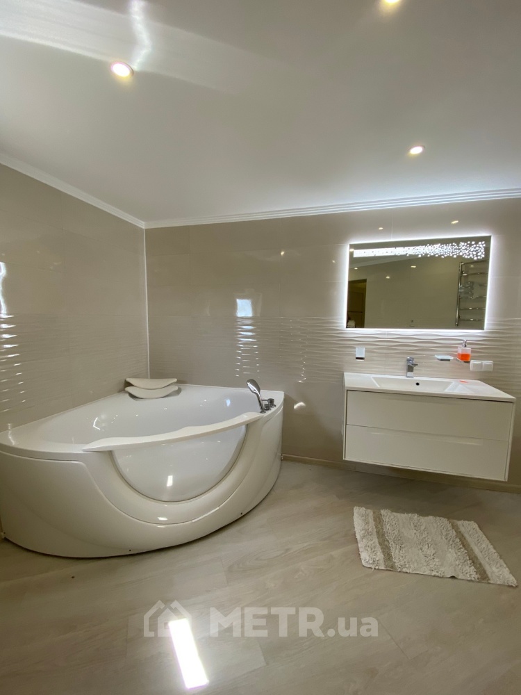 Фото дома, г. Одесса, ул. Василия Симоненко (22610-12)