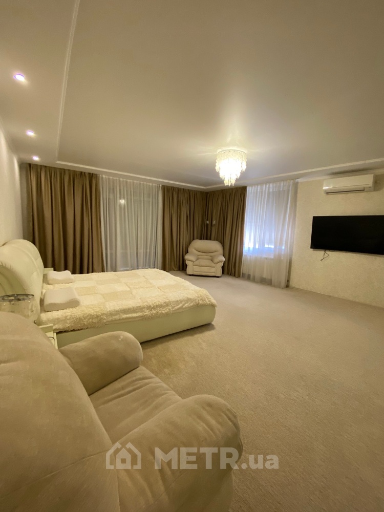 Фото дома, г. Одесса, ул. Василия Симоненко (22610-8)