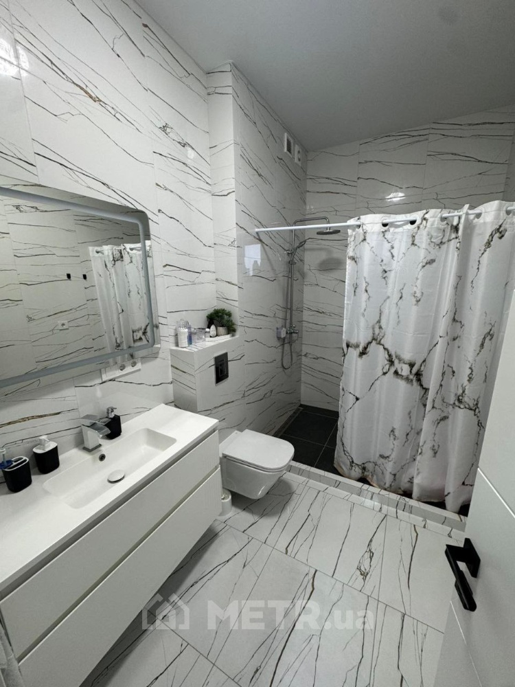 Фото дома, пгт Александровка, пер. Лунный 7 (22662-7)