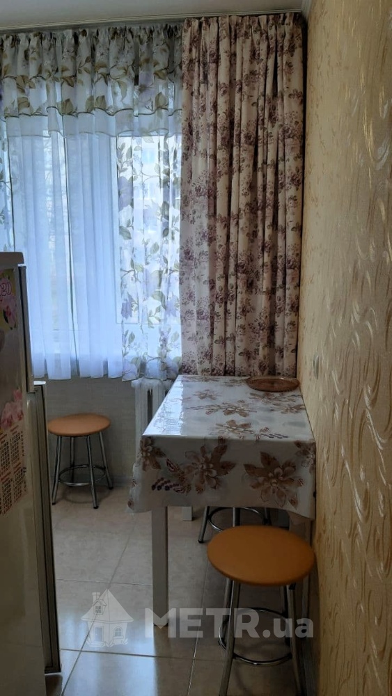 Фото квартиры, г. Черноморск, ул. Парковая 12 (8715-10)