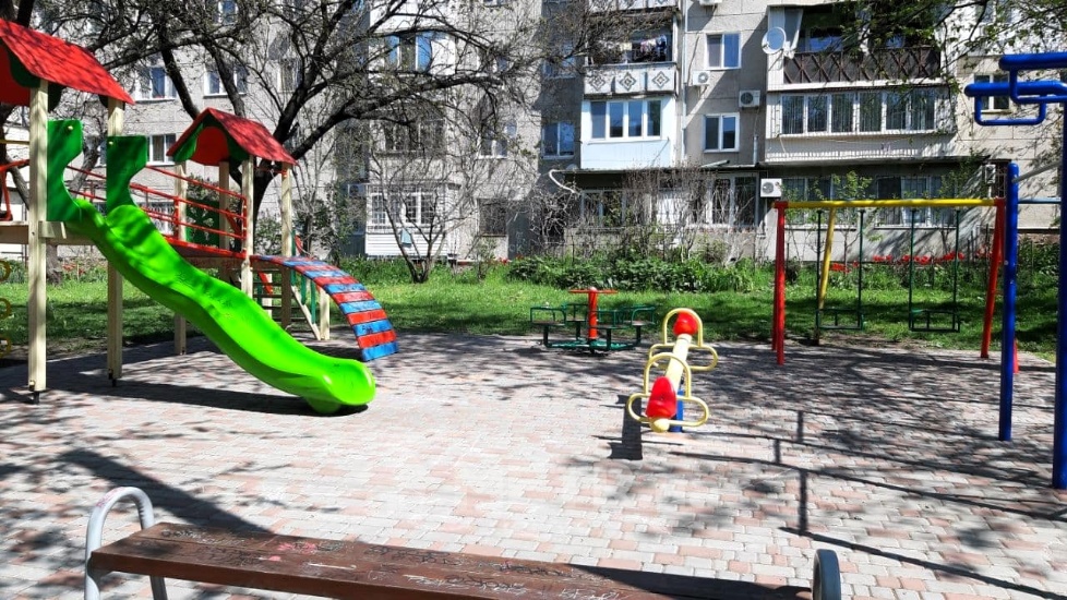 Фото квартиры, г. Черноморск, ул. Парковая 12 (8715-17)