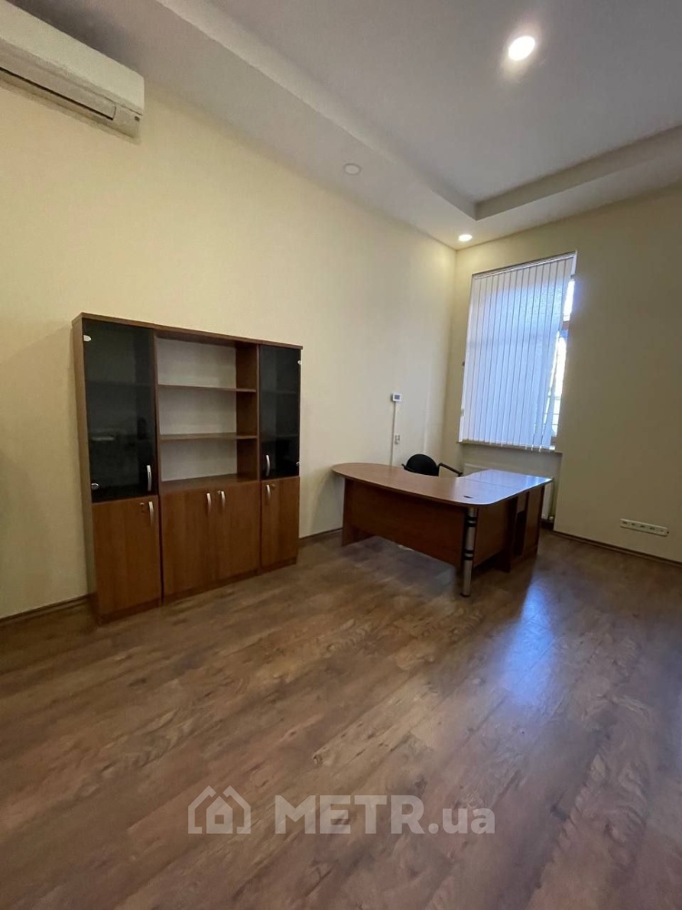 Фото квартиры, г. Одесса, ул. Канатная 4 (22703-3)