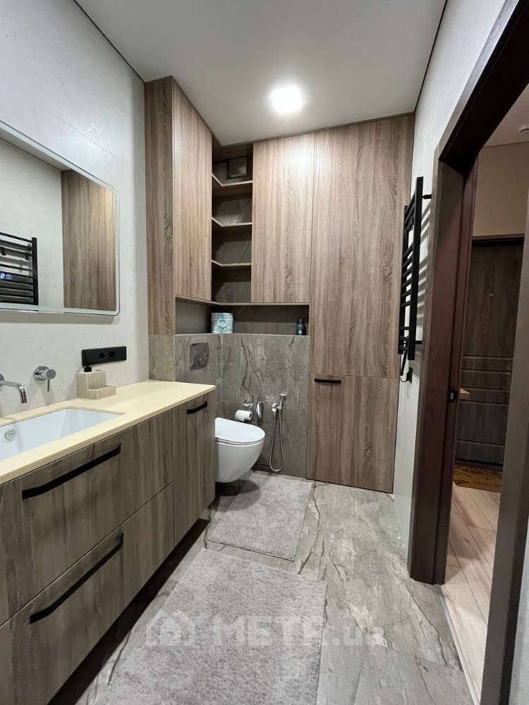 Фото квартиры, г. Одесса, ул. Генуэзская 1Е (22711-15)