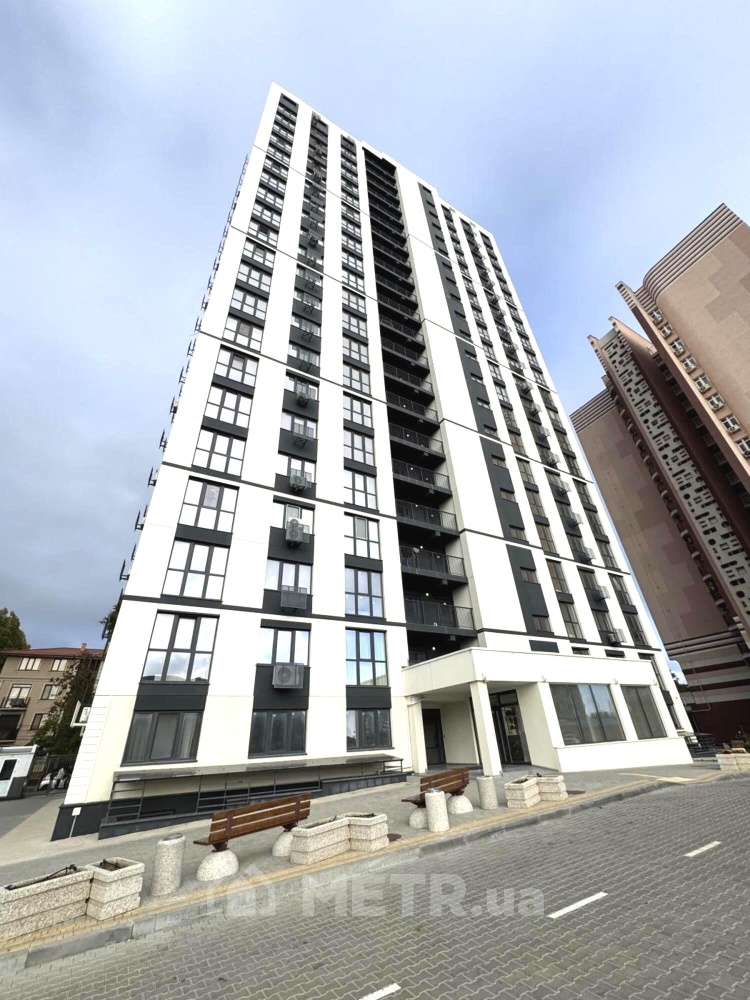 Фото квартиры, г. Одесса, ул. Литературная 10 (22713-17)