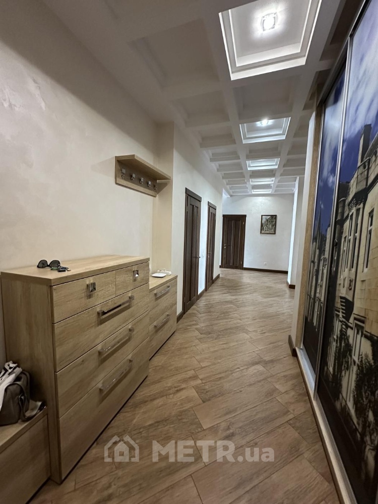 Фото квартиры, г. Одесса, ул. Академическая 20Б (22718-17)