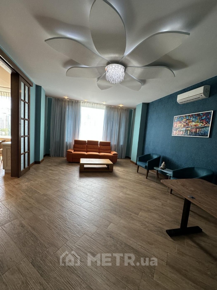 Фото квартиры, г. Одесса, ул. Академическая 20Б (22718-1)