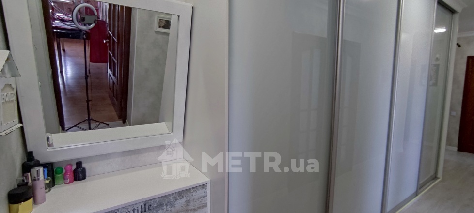 Фото квартиры, г. Черноморск, ул. Парковая 36 (3890-15)