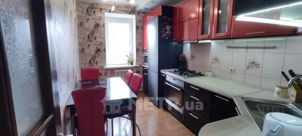 Фото квартиры, г. Черноморск, ул. Парковая 36 (3890-10)