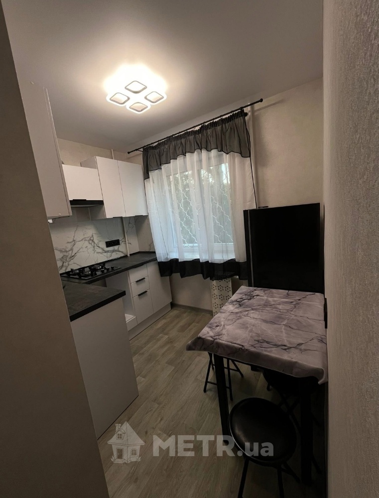 Фото квартиры, г. Черноморск, проспект Мира 17 (22899-4)