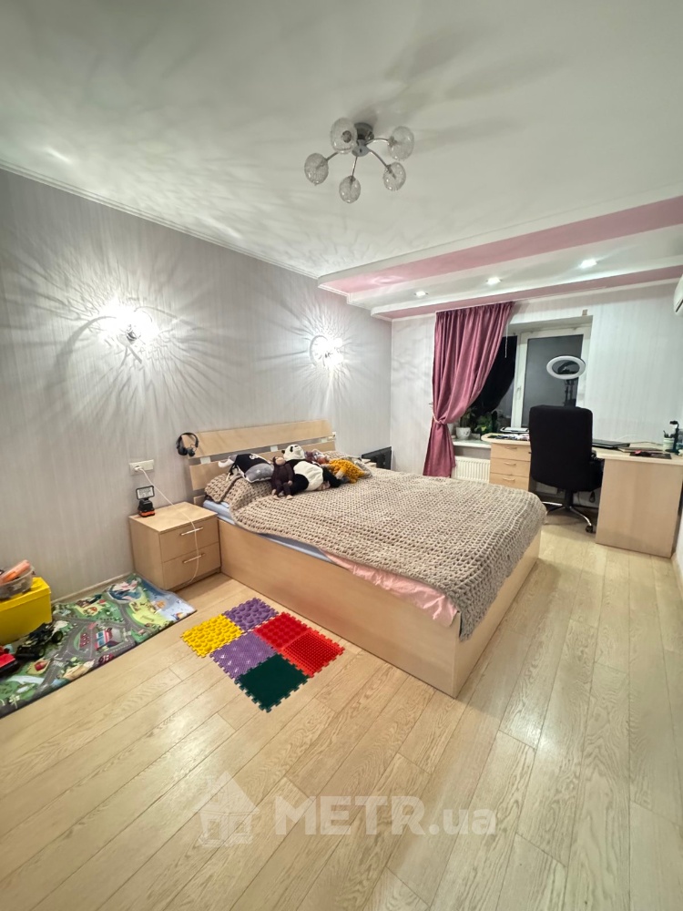 Фото квартиры, г. Черноморск, проспект Мира 8А (22527-11)