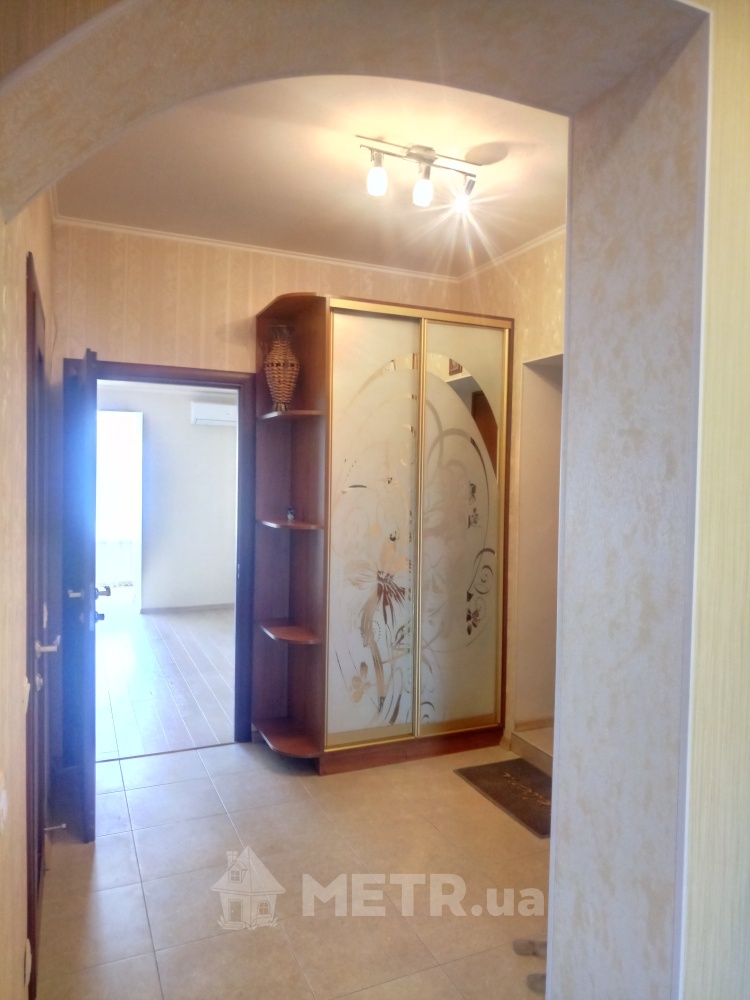 Фото квартиры, г. Черноморск, проспект Мира 8А (22527-13)