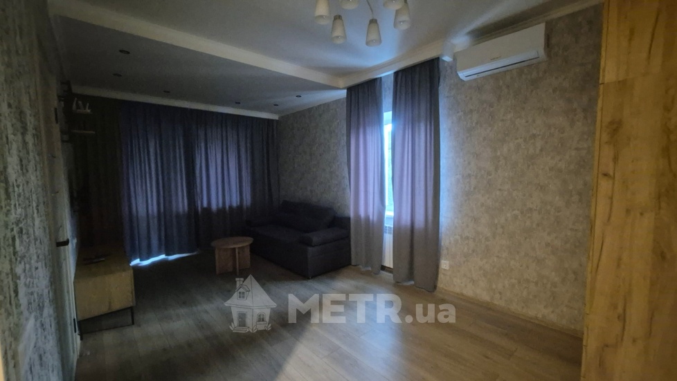 Фото квартиры, г. Одесса, ул. Романа Кармена 11 (22993-5)