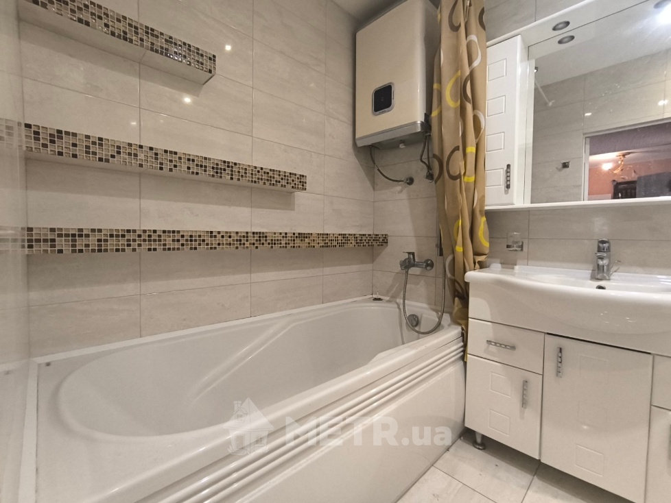Фото квартиры, г. Одесса, ул. Академика Королёва 74Б (23020-13)