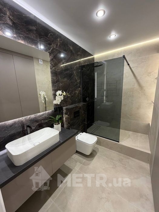Фото квартиры, г. Одесса, ул. Краснова 1В (23043-5)