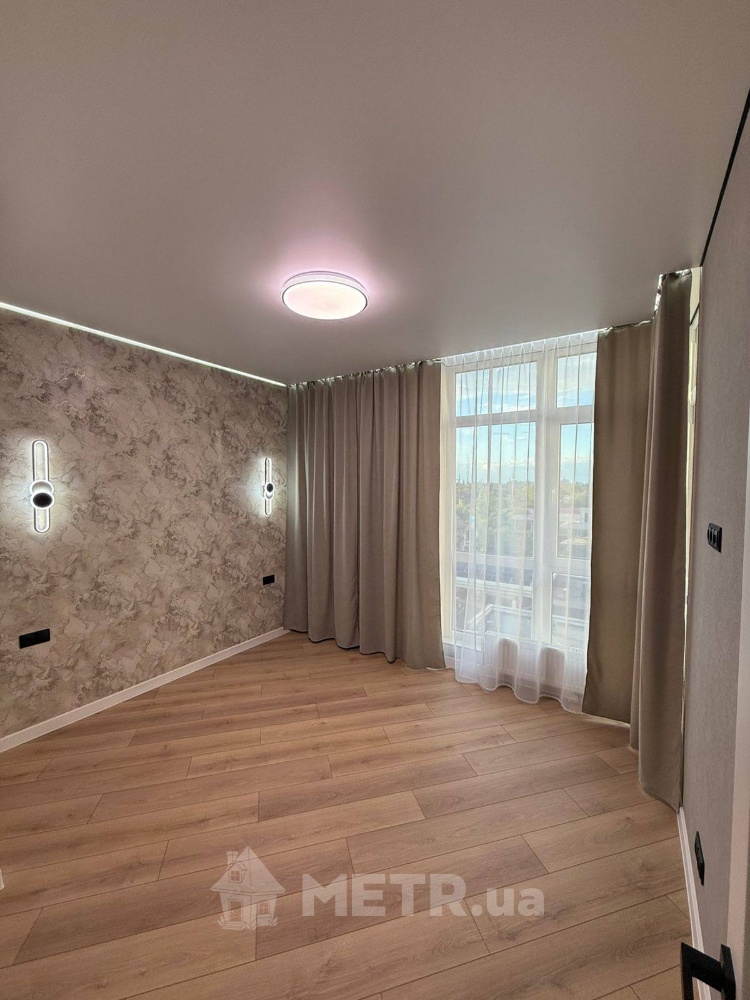 Фото квартиры, г. Одесса, ул. Краснова 1В (23067-7)