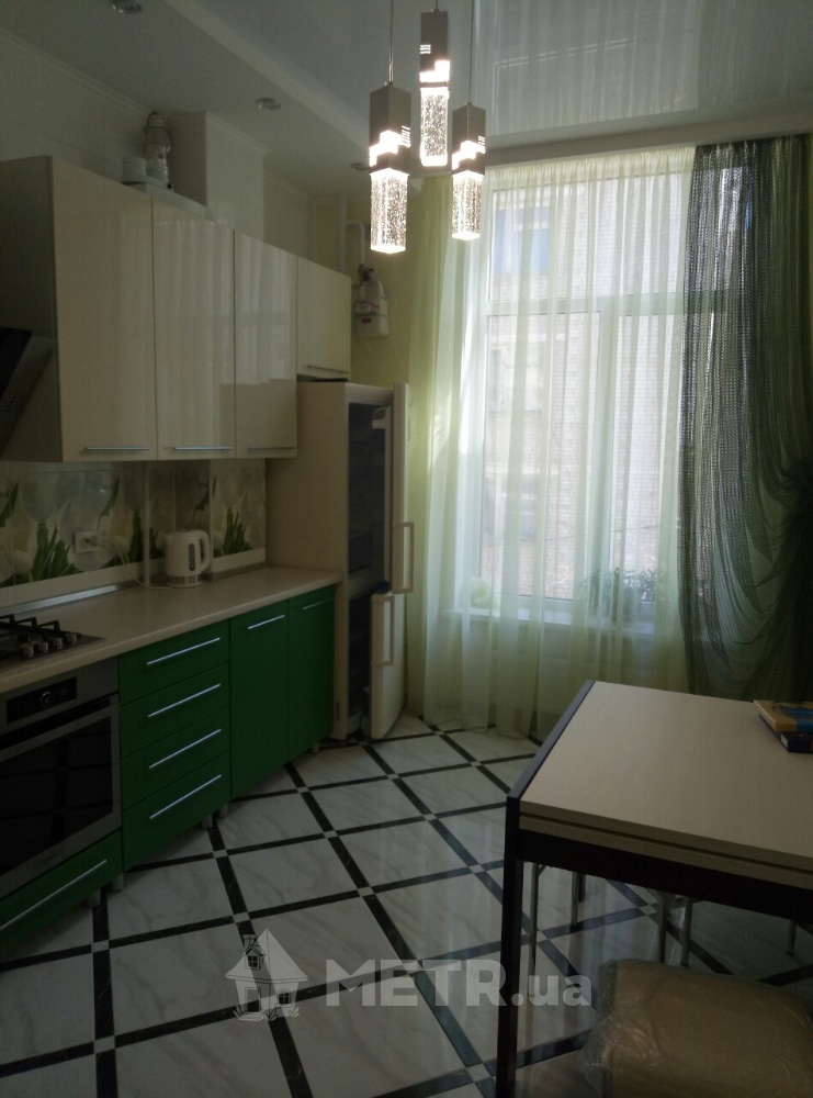 Фото квартиры, г. Черноморск, ул. 1 Мая 1В (23127-2)