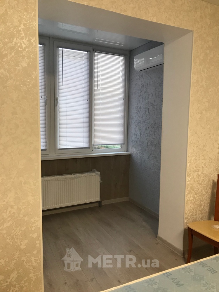 Фото квартиры, г. Черноморск, ул. Парковая 28 (23182-5)