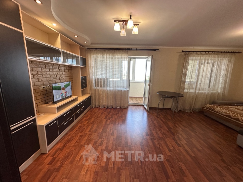 Фото квартиры, г. Черноморск, ул. 1травня 19 (23185-2)