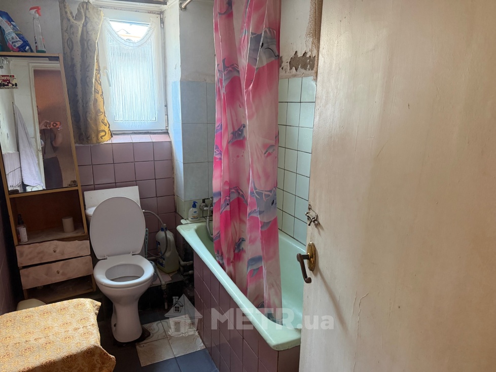 Фото дома, г. Одесса, ул. Бажана 17 (23209-13)