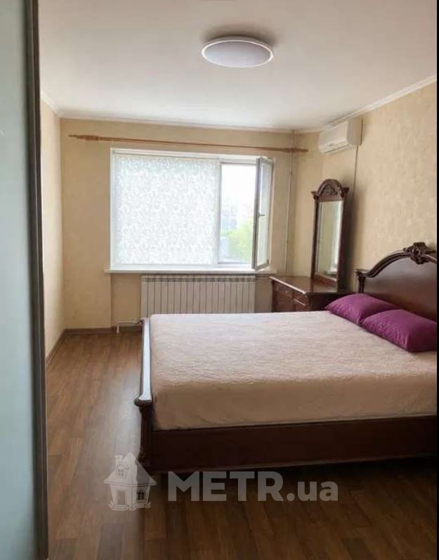 Фото квартиры, г. Одесса, ул. Академика Королёва 1 (23216-3)