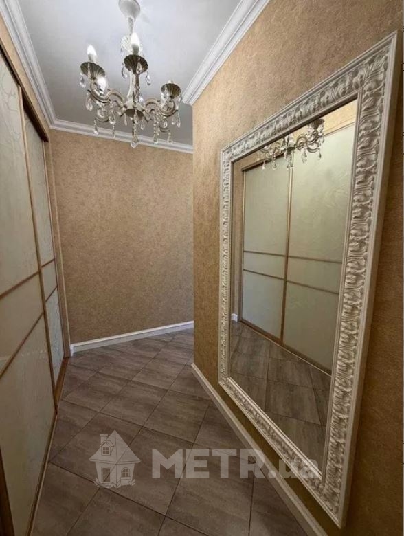 Фото квартиры, г. Одесса, ул. Толбухина 135 (23301-6)