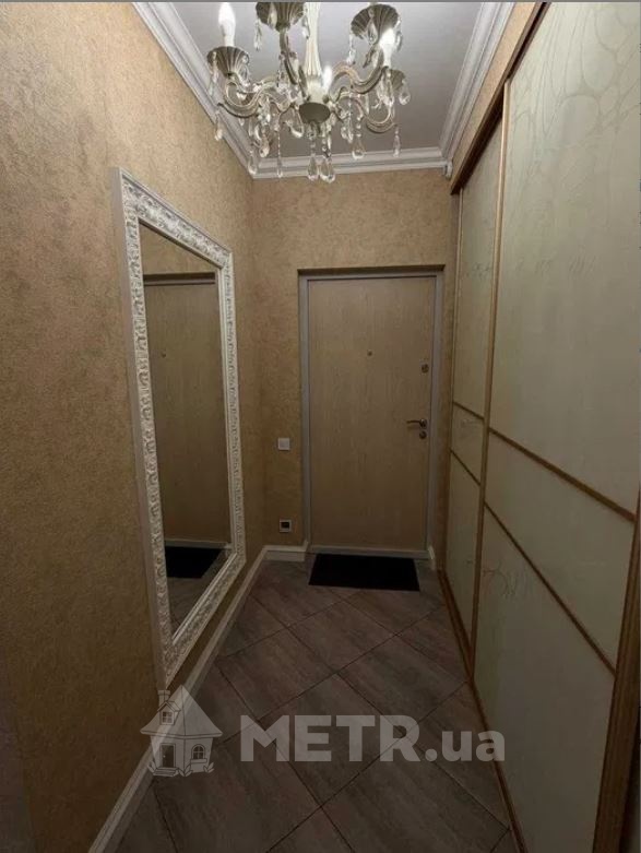 Фото квартиры, г. Одесса, ул. Толбухина 135 (23301-7)