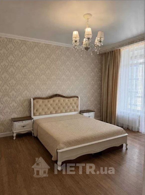 Фото квартиры, г. Одесса, ул. Толбухина 135 (23301-19)