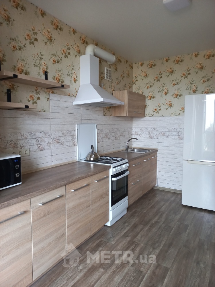 Фото квартиры, г. Черноморск, ул. Парковая 28 (23348-1)
