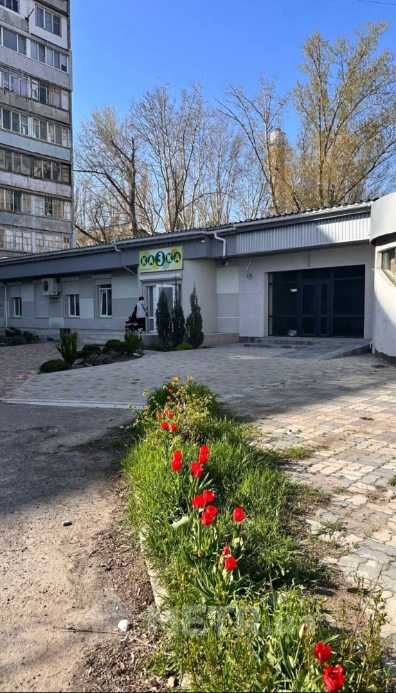 Фото комерційної нерухомості, м. Одеса, вул. Капітана Кузнєцова 114 (23446-7)
