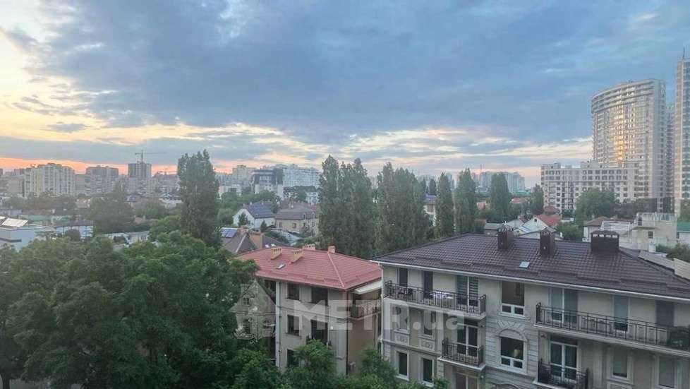 Фото квартири, м. Одеса, вул. Літературна 10 (23537-18)