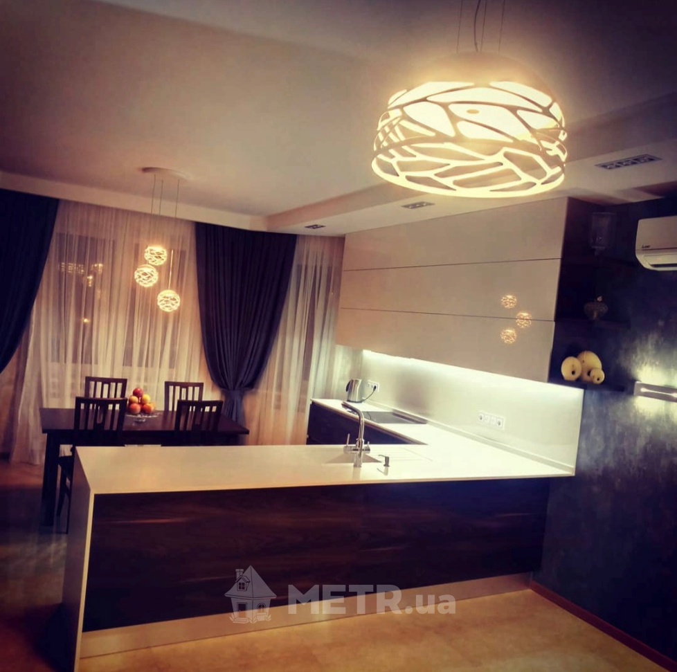 Фото квартиры, г. Черноморск, пер. Хантадзе 3 (23589-1)