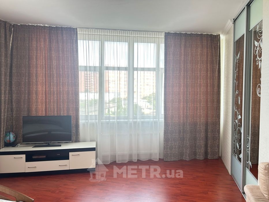 Фото квартиры, г. Черноморск, ул. Радостная 21 (23622-8)