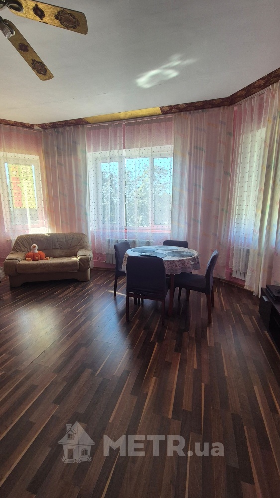 Фото квартиры, г. Черноморск, пер. Хантадзе 4 (21908-18)