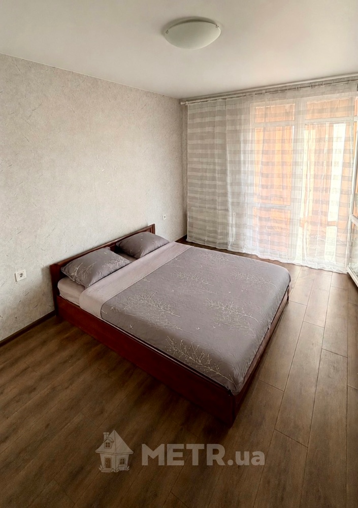 Фото квартиры, пгт Авангард, ул. Спрейса 15 (СТР) (23900-1)