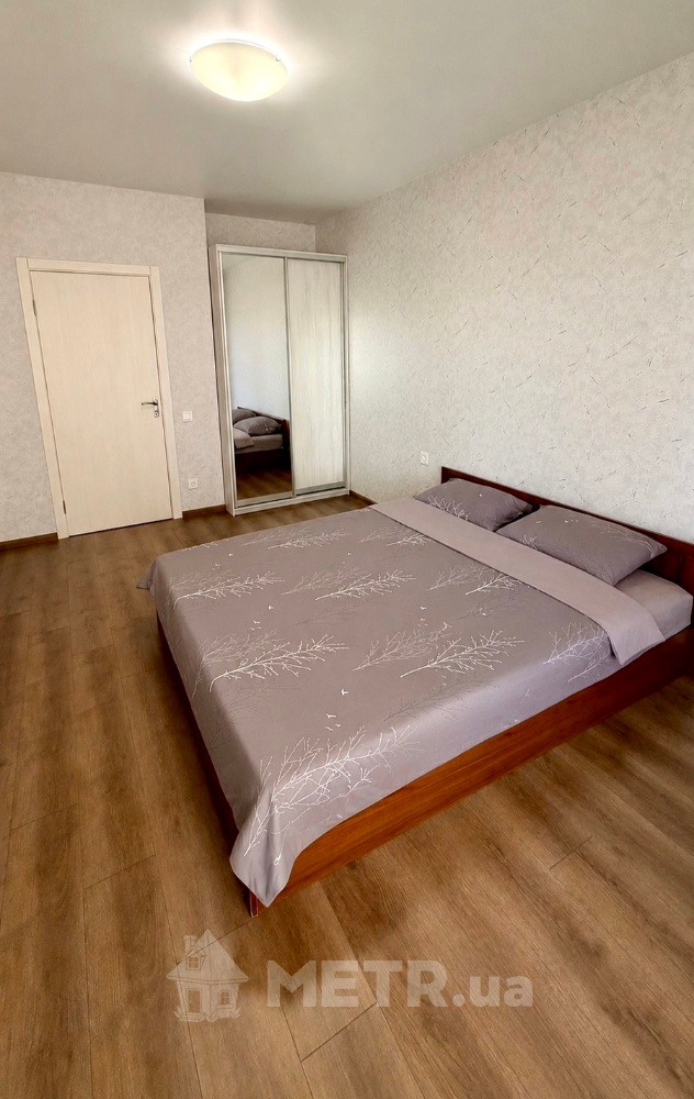 Фото квартиры, пгт Авангард, ул. Спрейса 15 (СТР) (23900-2)
