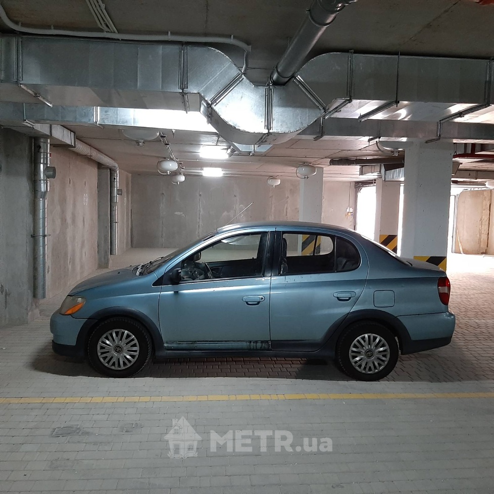 Фото місця у підземному паркінгу, м. Одеса, Via Roma, вул. Інглезі (23960-1)