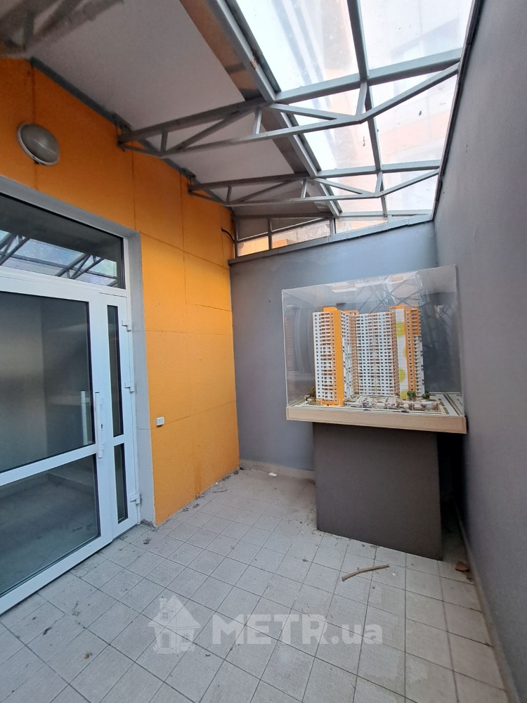 Фото комерційної нерухомості, м. Одеса, вул. Середньофонтанська 35 (23978-5)