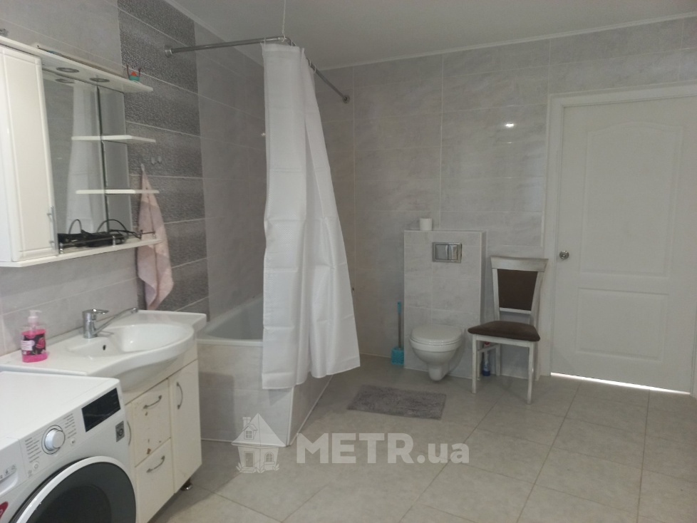 Фото квартиры, г. Черноморск, проспект Мира 28 (24079-8)