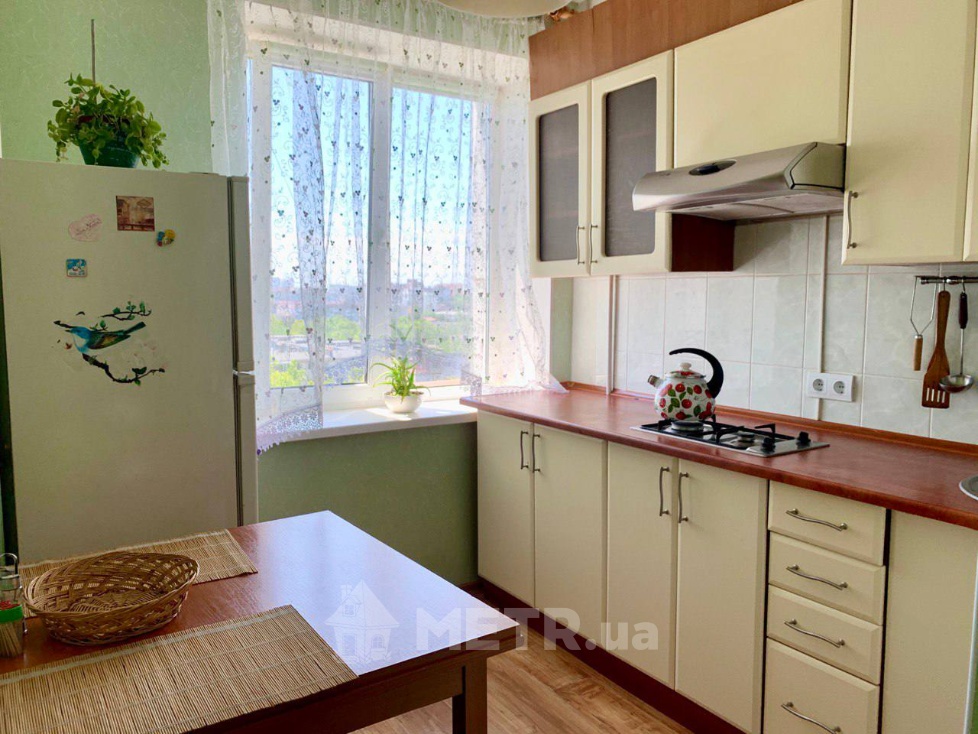 Фото квартиры, г. Черноморск, ул. Парковая 2 (24110-3)