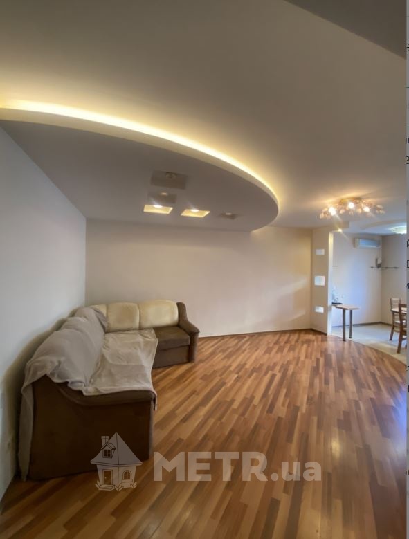 Фото квартиры, г. Одесса, ул. Тополевая 18 (24449-4)