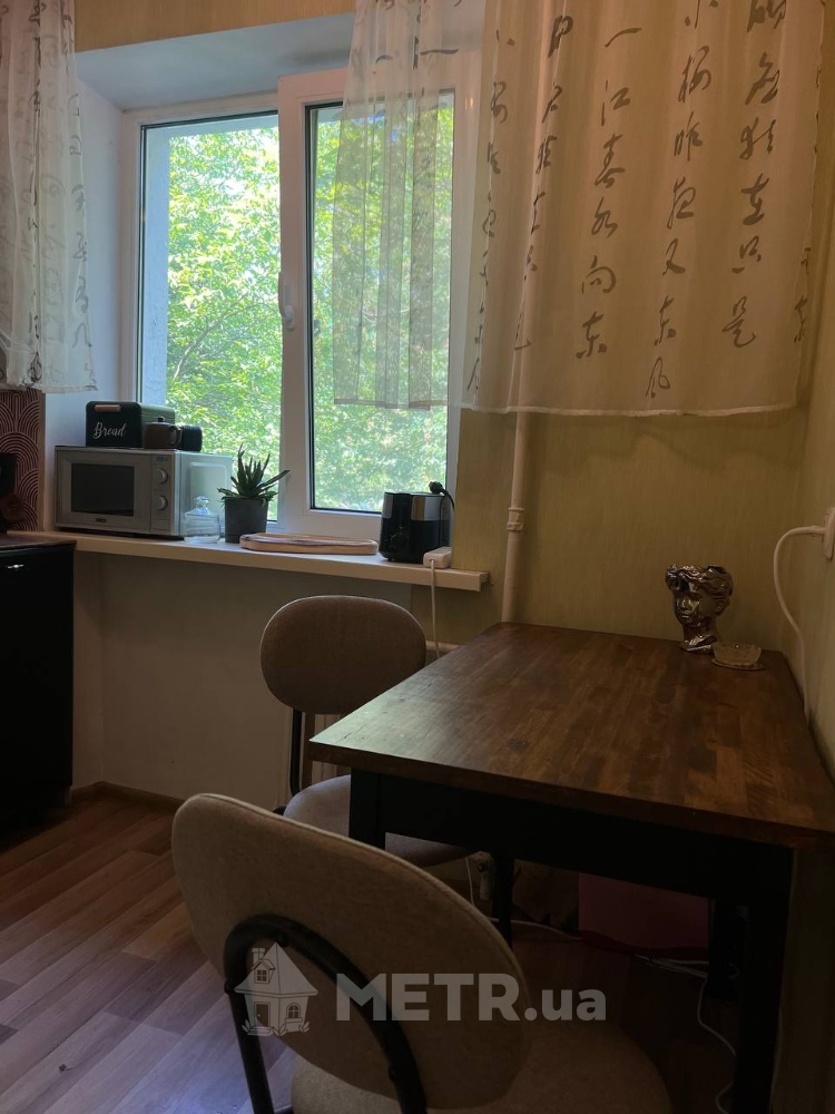Фото квартиры, г. Черноморск, ул. Парковая 22 (24586-10)
