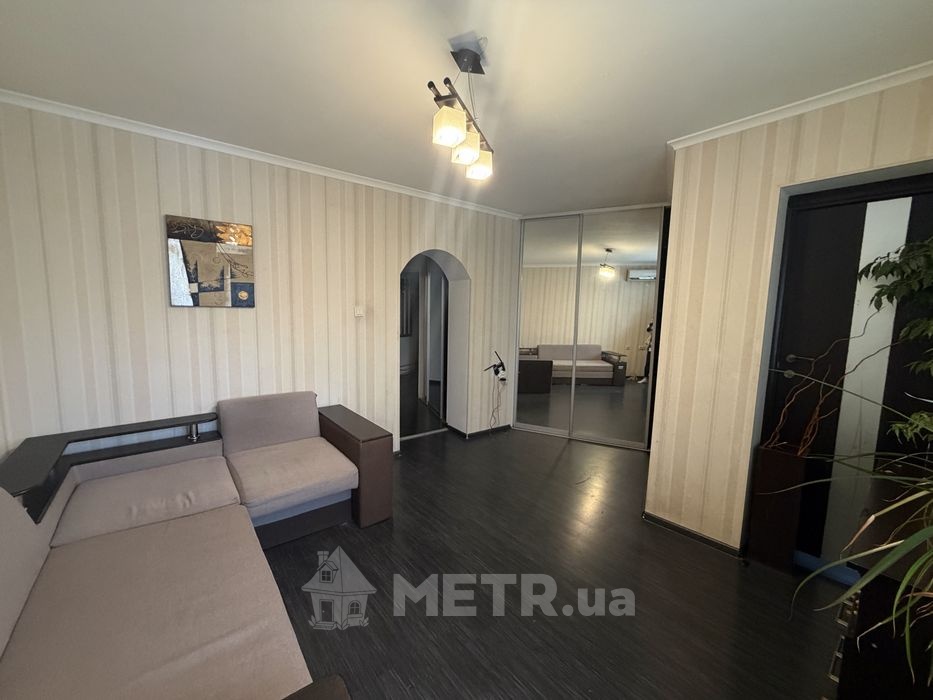 Фото квартиры, г. Черноморск, ул. Парковая 36 (24616-3)