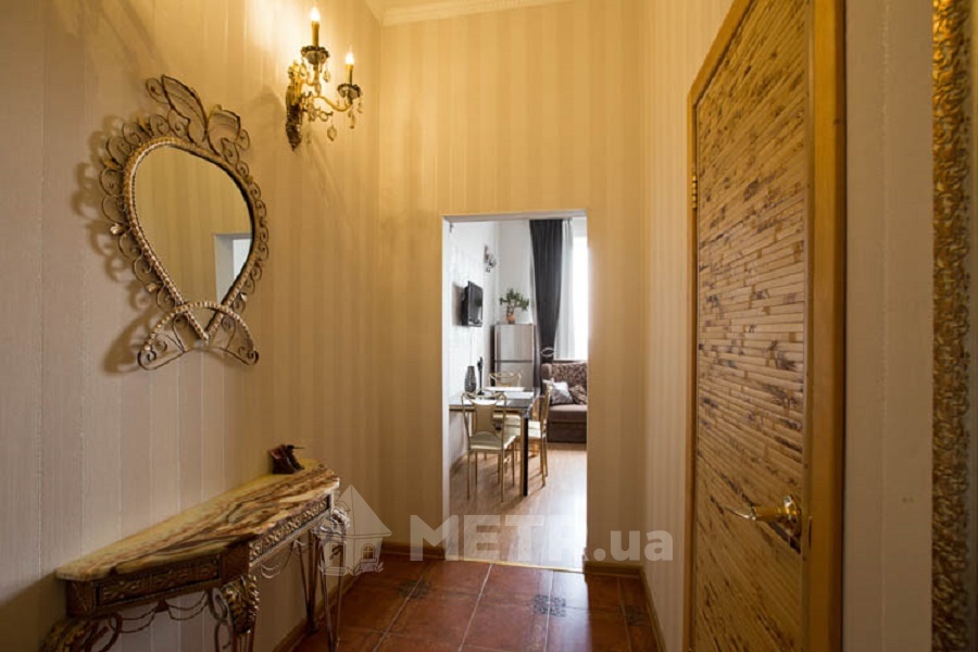 Фото квартиры, г. Черноморск, пер. Хантадзе 4 (5443-18)
